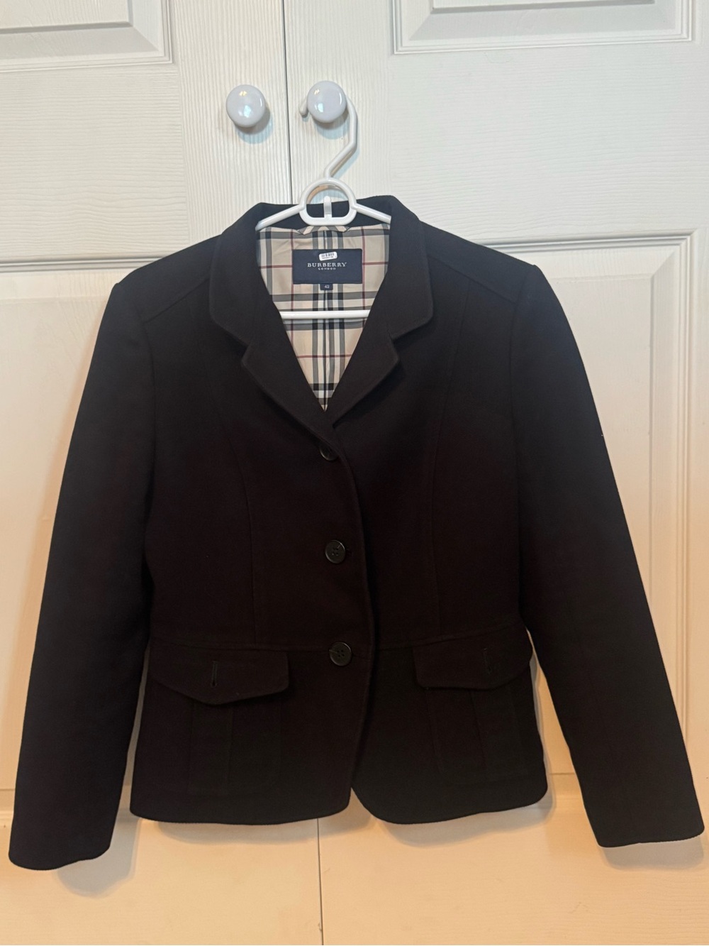 Burberry Black Tailored Blazer with Signature Nova Check Lining EUC